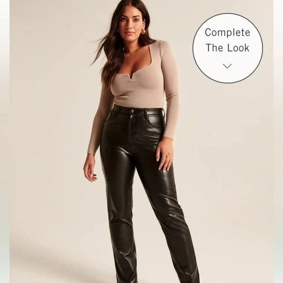 Abercrombie & Fitch Curve Love Vegan Leather 90s Straight Pant Size 32 14 Black - Picture 1 of 10